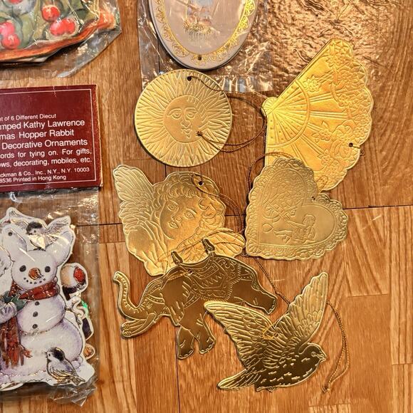 Vintage Kathy Lawrence Christmas Gift Tags Lot of 4 Sets Gold Foil Ornaments - Picture 4 of 7